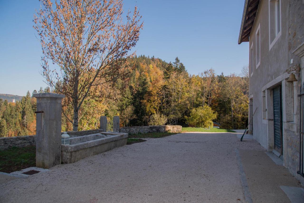 Domaine De Malpas Apartment Villers-le-Lac Exterior photo